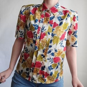 Vintage Diversity Petite Floral Blouse